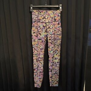Lululemon women’s Colorful Abstract Print Leggings